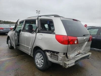 03 04 05 06 Conjunto de bomba de combustible TOYOTA SIENNA Foto 1 de 4