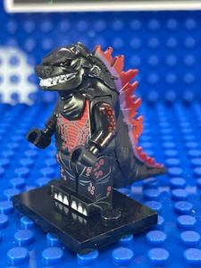 Custom PAD Printed LEGO SHOGUN WARRIORS GODZILLA Black/Red Variant Minifigure - Imagen 1 de 6