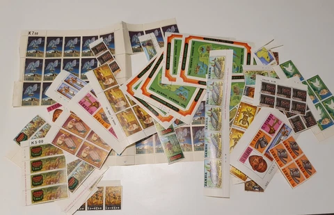 Zambia Loose Stamps And Blocks Mint And Used Cover