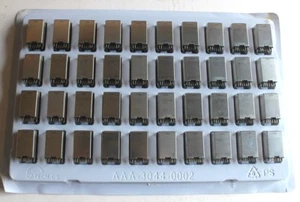 Paquet De 40 Pcs Connecteur RJ45 C LED 90° P35-152-11Z9 11NR6-702010-01 - Bild 1 von 8