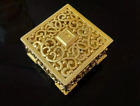 jewelery box/ birthday party sweet box Exquisite design in gold??