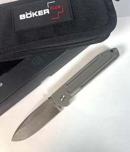 Boker Plus Evade with box papers and factory edge - Picture 1 of 7