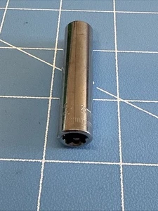 Craftsman 8 mm x 1/4" Dr 6 Pt Standard Deep Socket SAE44405 - Foto 1 di 2