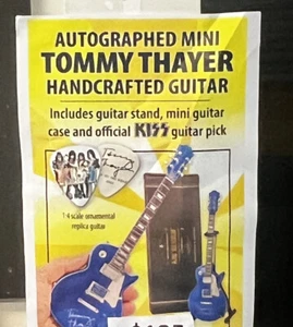KISS Tommy Thayer Signed Mini Guitar 2023 MSG New York DEC 2 Pick Box Case New - Bild 1 von 18