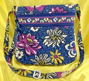 New Vera Bradley Quilted Purse Blue Floral Print NICE!!! - Picture 1 of 7