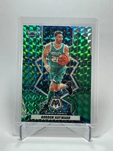 2021-22 Panini Mosaic - Green Mosaic Prizm #132 Gordon Hayward - Bild 1 von 2