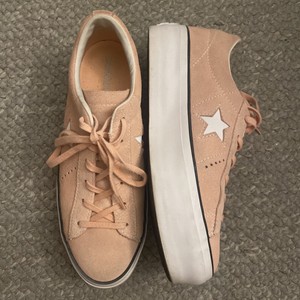 one star platform suede sneaker