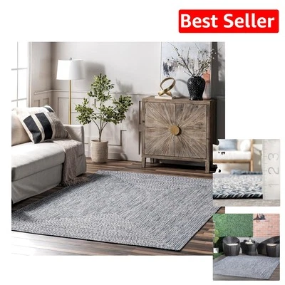 Elegant 3' x 5' Oval Hand-Braided Indoor/Outdoor Rug - Pet-Friendly Comfort - Image 1 of 4