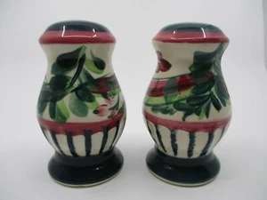 GAIL PITTMAN HOSANNA FLUTED SALT & PEPPER SHAKER - 4" 0611F - Picture 1 of 3