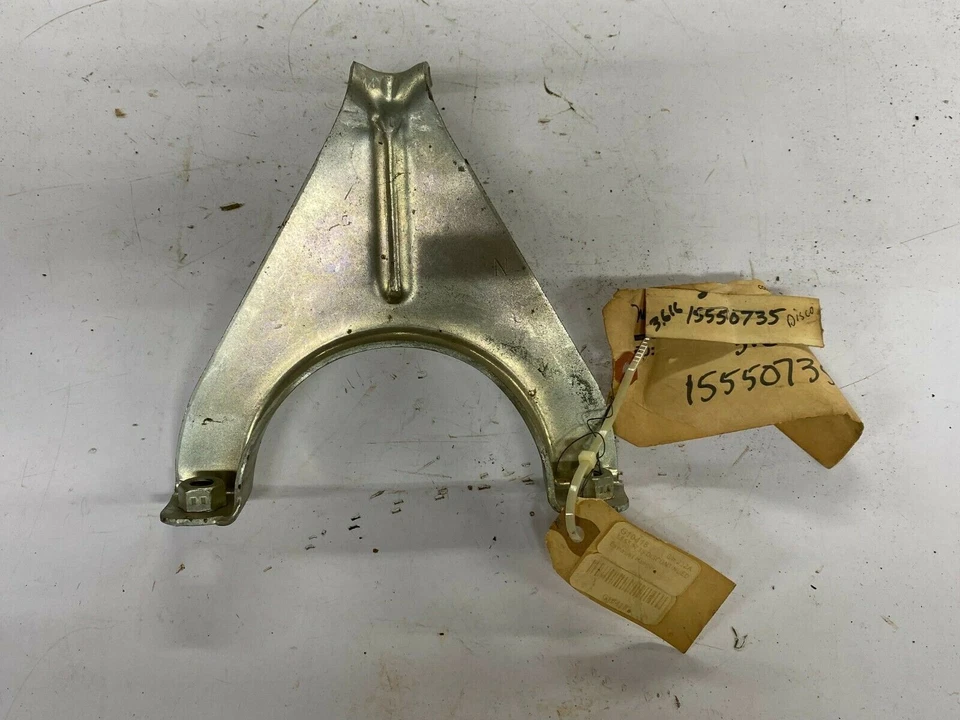 通用 15550735 1987 - 1988 Exhuast Hanger 消声器 雪佛兰 P20 P30 GMC P2500 P3500 — 第 1/4 张图片