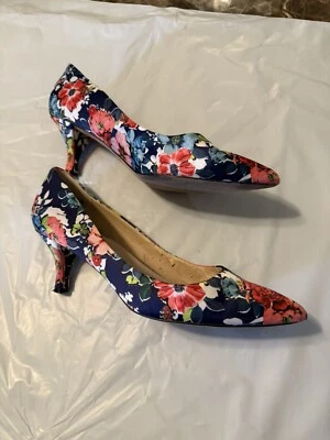 Lands End 花卉小猫治愈 9.5 码 — 第 1/4 张图片