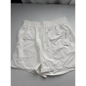 Athleta Boundless Shorts Packable Fluid Ripstop Breathable White Size M - Picture 1 of 6