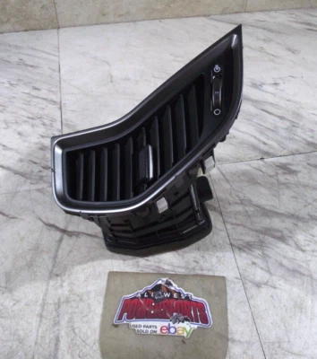 LEFT LH INNER DASH VENT OUTLET, FITS 2016-18 HYUNDAI SANTA FE SPORT (J1PB06) - Image 1 of 4