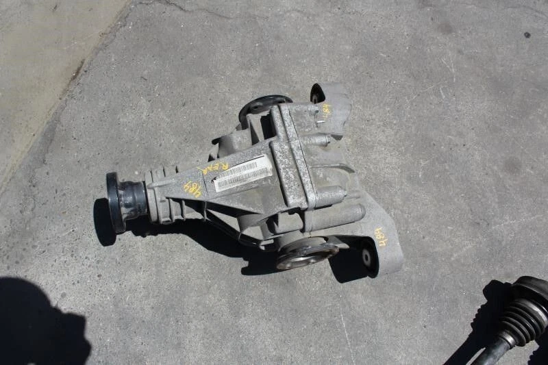 Volkswagen Touareg 2004-2010 portador diferencial trasero 6 cilindros 3,6 L OEM Foto 1 de 3