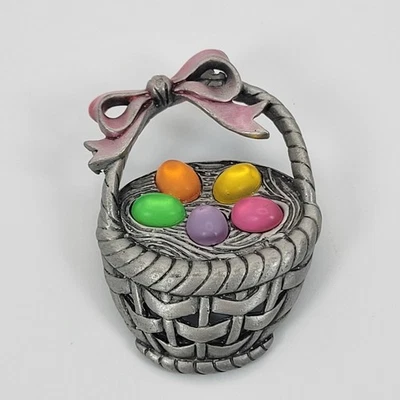 Broche cesta de Pascua de peltre JJ Jonette huevos esmalte rosa arco 1,75 pulgadas firmado Foto 1 de 4