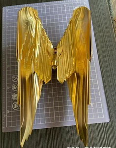 Hot Toys HT MMS577 1/6 Golden Armor Wonder Woman 5.0 Armor Wings Figure Golden - Picture 1 of 2