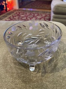 Vintage Floral Footed Cut Glass Etched Round Nut Bowl 7.5” Diameter (BCL) - Picture 1 of 5