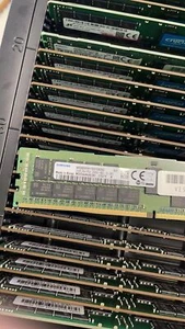 Samsung M393A4K40CB2-CTD 32GB 2Rx4 PC4-2666V Server Memory - Picture 1 of 3