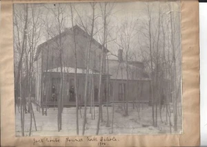 C1910 Towner North Dakota Lg Foto " Joe's House" - Bild 1 von 3