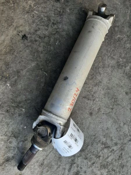 Eje eje eje trasero asiento manual 84-85 Chevrolet Corvette 14046912 Foto 1 de 4