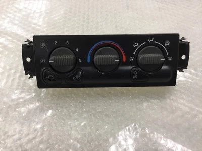 99 00 01 02 Chevrolet Silverado Tahoe Suburban calefacción unidad de control de aire acondicionado 15753264 Foto 1 de 4