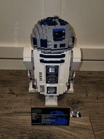 LEGO Star Wars: R2-D2 (10225) Used, No Wear with instructions. No box. 