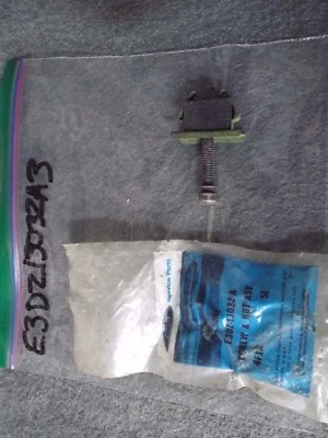 Nuevo de Lote Antiguo Ajustador de Faros Ford 1980-1983-1984 1985 1986 Mercury Cougar Capri Zephyr Foto 1 de 4