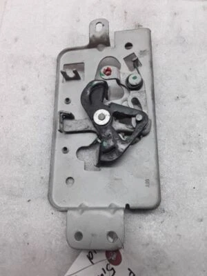 R/R RIGHT REAR DOOR LATCH 5.4L 4 DOOR 2WD A/T 2006 FORD F-150 S-376P - Image 1 of 4