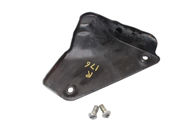 1997 - 2004 Suzuki VZ800 Marauder OEM 41961-48E10 tampa de placa lateral direita pivô - Imagem 1 de 4