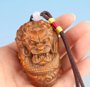 Rare chinese boxwood hand carved dragon statue netsuke collect hand piece gift - Picture 1 of 10