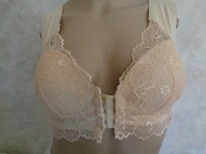 Damen fleischfarbener modischer BH Größe 30 A/B. #6396. - Bild 1 von 8
