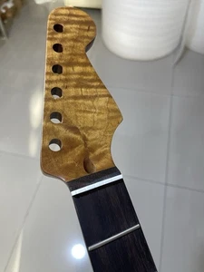 S S 22frets Roasted flame maple electric guitar neck Rosewood 25.5inch Satin。 - Picture 1 of 9
