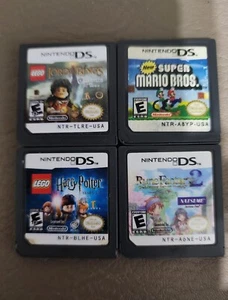 Nintendo DS Video Game Cartridge Lot 4 Lord of the Rings, Harry Potter, Mario + - Bild 1 von 2
