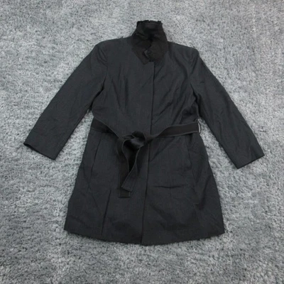 Casaco Tahari Feminino Médio Preto com Cinto Suporte Gola Carcela Escondida Longline - Imagem 1 de 4