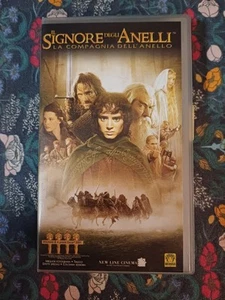 VHS IL SIGNORE DEGLI ANELLI - LA COMPAGNIA DELL'ANELLO - ITALIANO - Foto 1 di 2