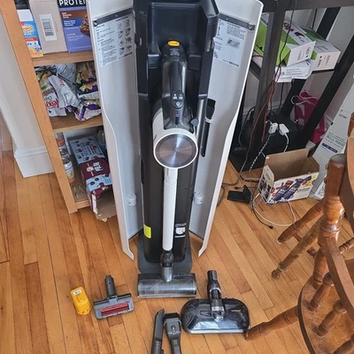 ⚡️LG - Aspiradora con varilla inalámbrica CordZero con vacío automático 👉¡LIGERO USO con fregona!  Foto 1 de 4