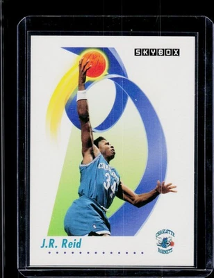 Basketball 1991-92 SkyBox #32 J.R. Reid Charlotte Hornets - Image 1 of 2