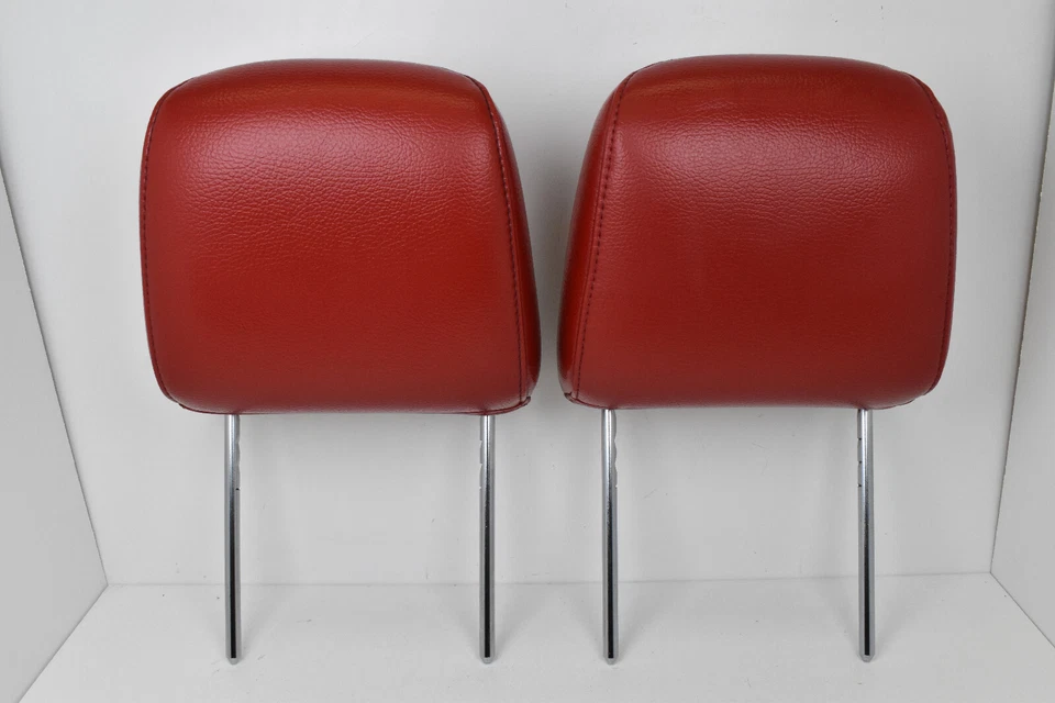 Juego de reposacabezas de cuero rojo asiento delantero Ford Mustang 2005-2009 conjunto de pares OEM Foto 1 de 4