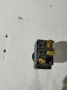 1 Carling Boat Toggle Switch 3 PRONG, 12 VOLT, LIGHTED.XX6 - Imagen 1 de 3