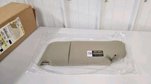 Genuine GM Sunshade 12374028 SUNVISOR 1992-1999 PONTIAC BONNEVILLE - Picture 1 of 7