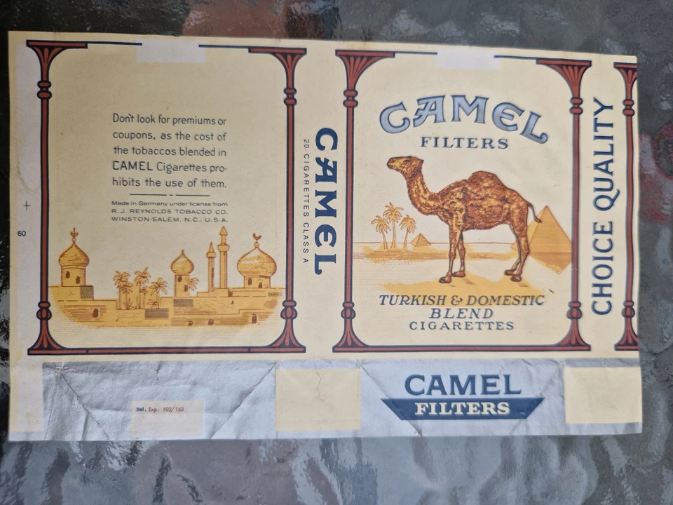 INCARTO PACCHETTO SIGARETTE VUOTO OLD CIGARETTES PACKET *  CAMEL - Immagine 1 di 1