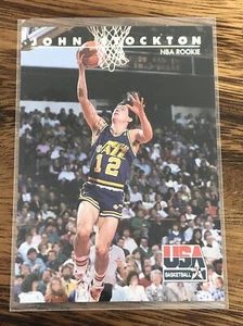 1992 SkyBox USA Basketball Card #83 John Stockton NBA Rookie Utah Jazz - Foto 1 di 2