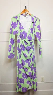 Vestido Floral ASOS Talla 2 Nuevo Con Etiquetas Como Nuevo Y Lavanda Años 70 Flor Niño Vibra Femenino  Foto 1 de 4
