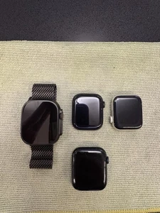 Lot Apple Watch - Photo 1 sur 4