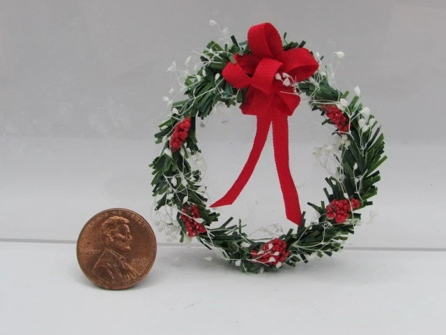 Casa de Muñecas Miniatura Corona de Navidad con Bayas de Acebo y Aliento de Bebé MUL4284 Foto 1 de 1