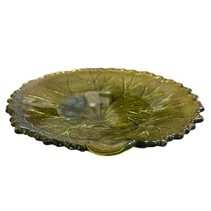 Vintage Indiana Glass Green 8" Salad or Luncheon Pebble Leaf Plate 1960 - Picture 1 of 4