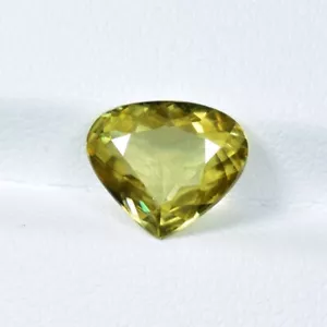 2.19 ct SPARKLING MULTI COLOR / GREEN NATURAL SPHENE - Heart Like Gems Video !!! - Picture 1 of 2