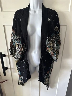 Cárdigan O’Neill negro floral Sawyer frente abierto talla única Foto 1 de 4