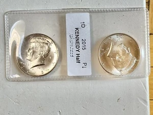 X Kennedy 2015 P & D Half Dollar Nice 2 Coin Uncirculated Set in Plastic - Picture 1 of 2