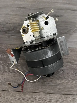 Chamberlain Garage Door Motor 123C0159 132B1953-8 30B0363 158A0062 - Image 1 of 4